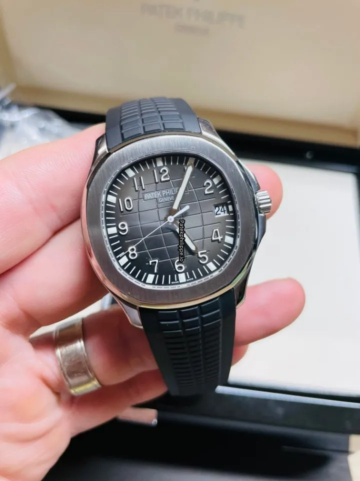 Patek Philippe Aquanaut 5167a-001 40MM Steel Case Automatic