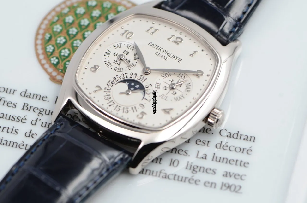 Patek Philippe Perpetual Calendar 5940g-001 37x44.6MM White Gold Case Automatic