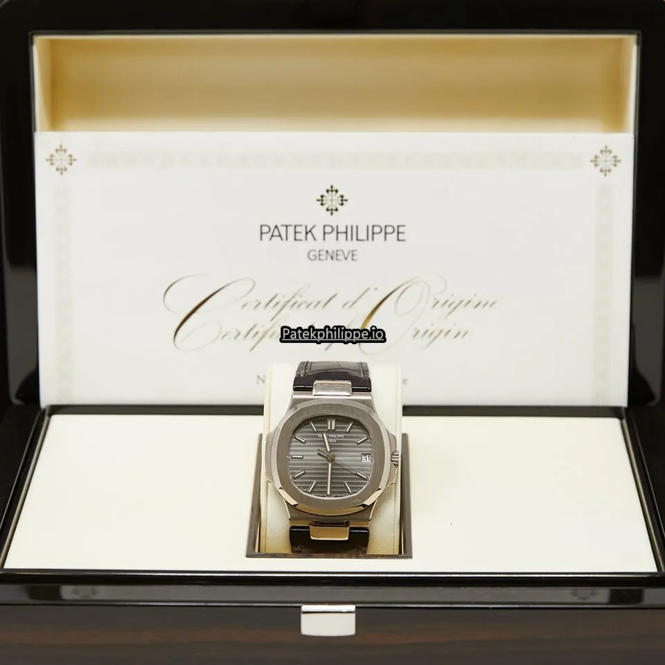 Patek Philippe Nautilus 5711g-001 40MM White Gold Case Automatic