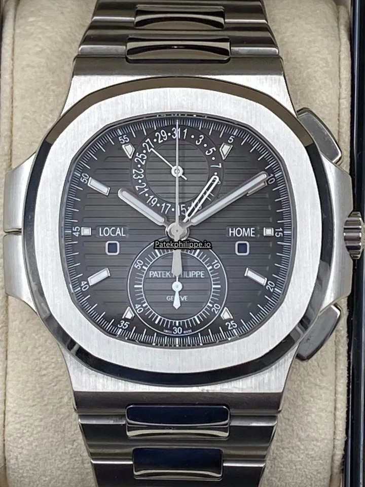 Patek Philippe Nautilus 5990/1a-001 40.5MM Steel Case Automatic
