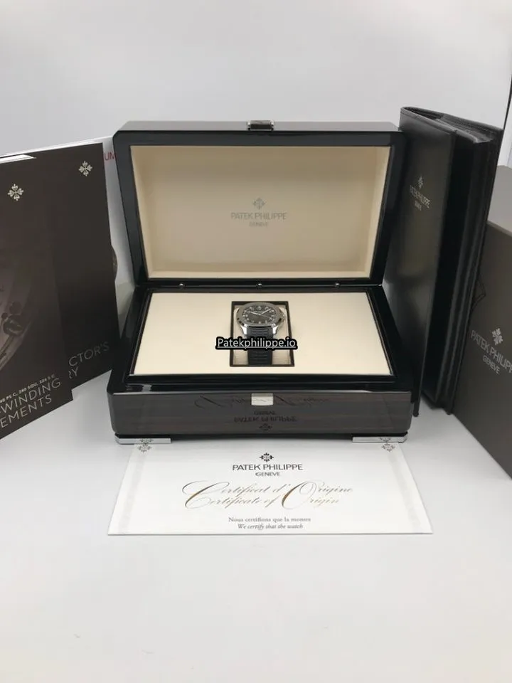 Patek Philippe Aquanaut 5167a-001 40MM Steel Case Automatic