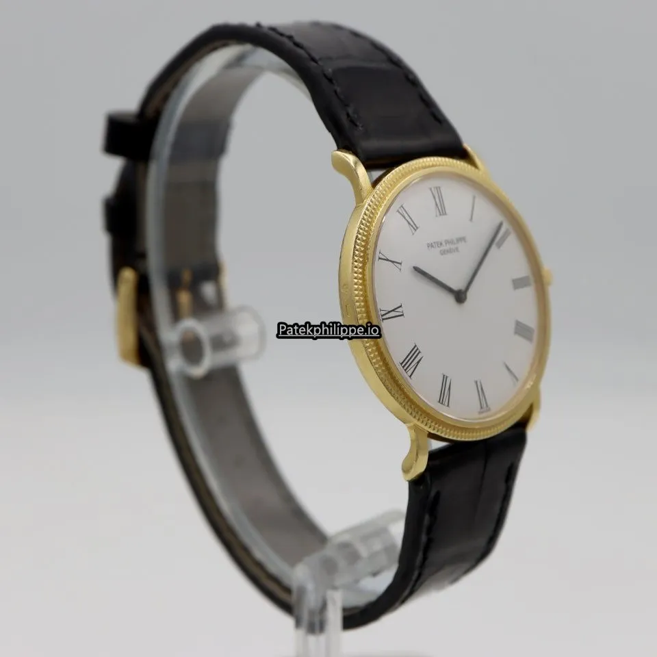 Alternative view of Patek Philippe Calatrava 3520d 32MM Yellow Gold Case Manual Winding