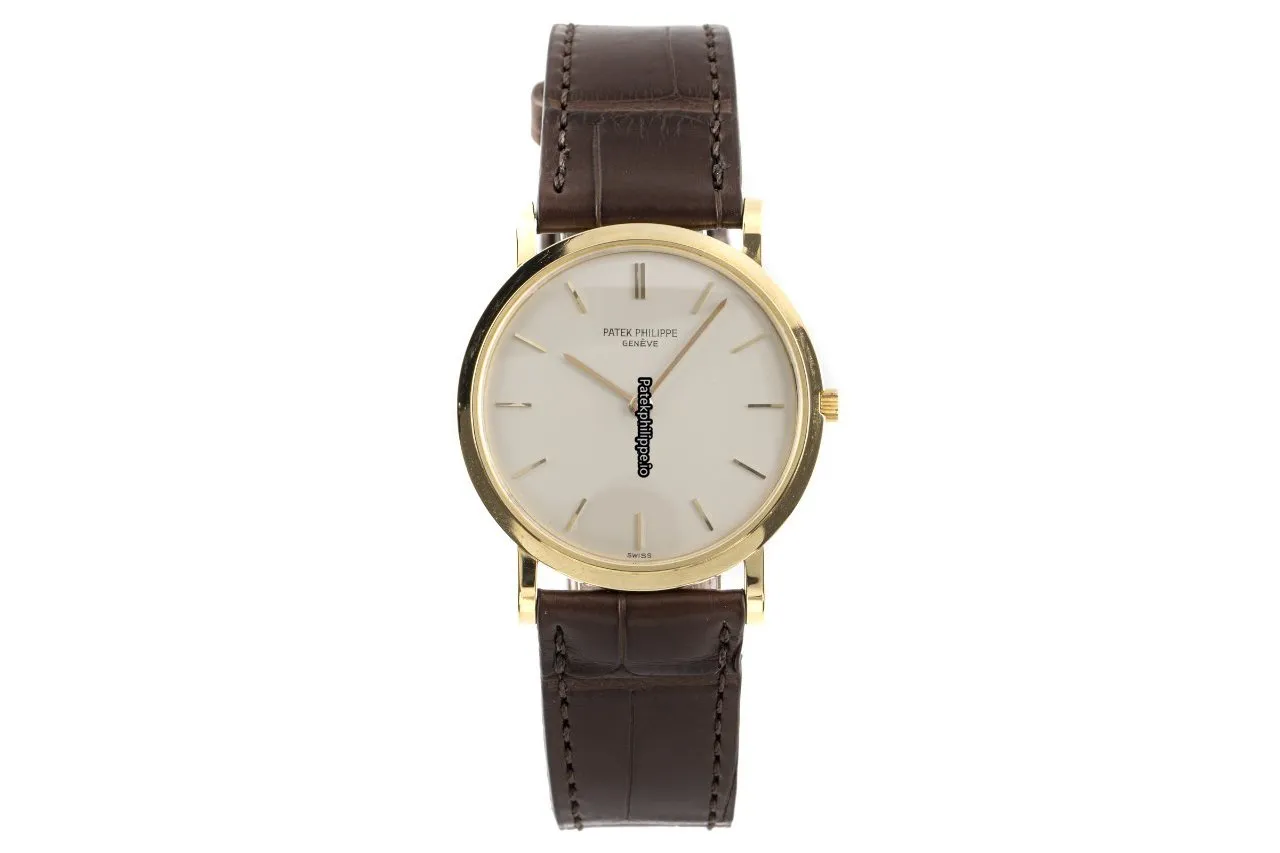 Alternative view of Patek Philippe Calatrava 3520 32MM Yellow Gold Case Manual Winding
