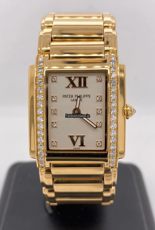 Patek Philippe Twenty-4 4908/11r-011 22MM Rose Gold Case Quartz