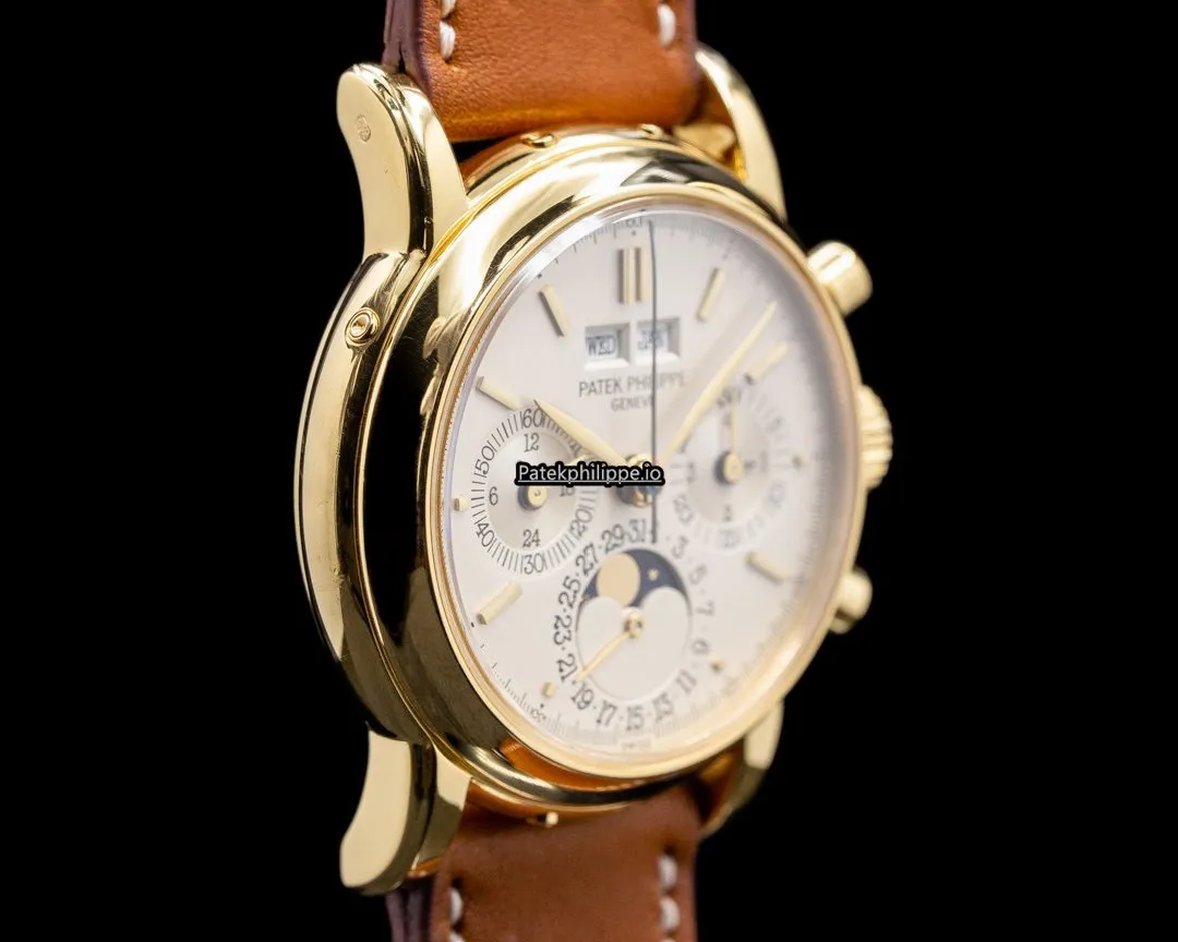 Alternative view of Patek Philippe Perpetual Calendar 3970e 36MM Yellow Gold Case Manual Winding