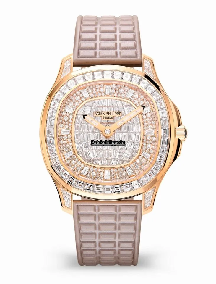 Patek Philippe Aquanaut 5062/450r-001 38.8MM Rose Gold Case Automatic