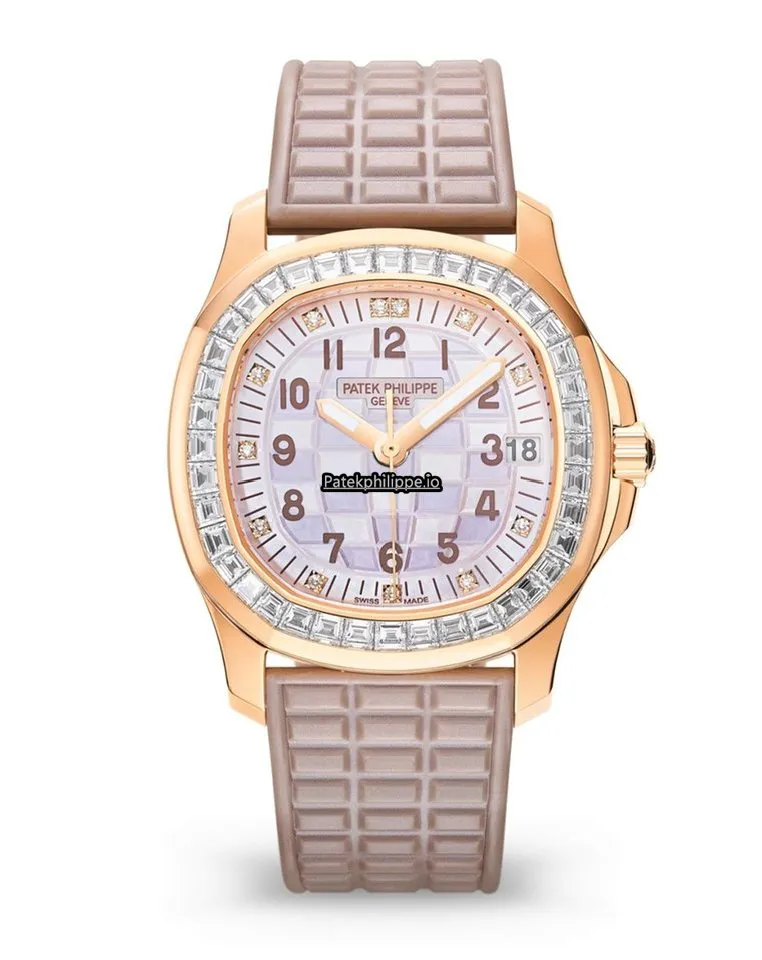 Patek Philippe Aquanaut 5072r-001 35.6MM Rose Gold Case Automatic