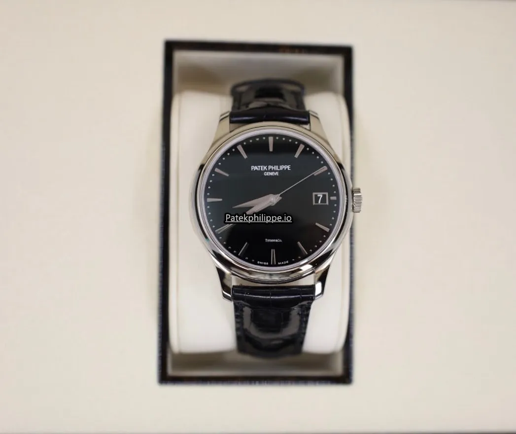 Patek Philippe Calatrava 5227g-010 39MM White Gold Case Automatic