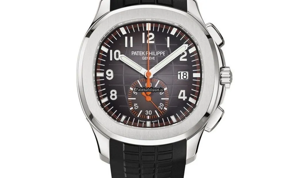 Patek Philippe Aquanaut 5968a-001 42.2MM Steel Case Automatic
