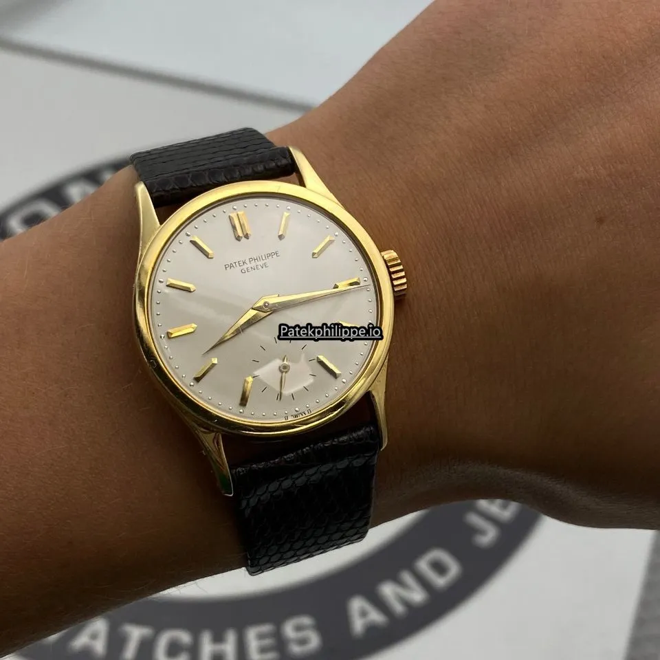 Alternative view of Patek Philippe Calatrava 30MM Yellow Gold Case Manual Winding