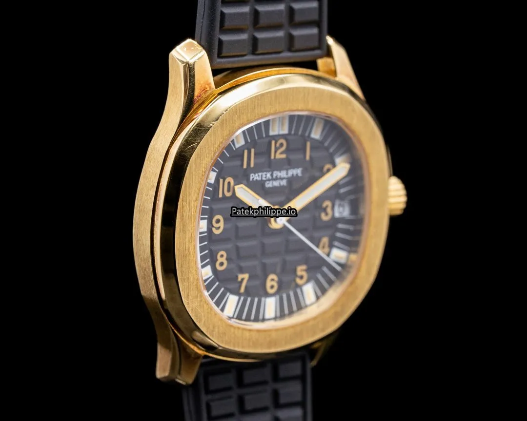 Alternative view of Patek Philippe Aquanaut 5065j-001 38MM Yellow Gold Case Automatic