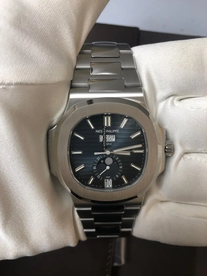 Alternative view of Patek Philippe Nautilus 5726/1a-014 Steel Case Automatic