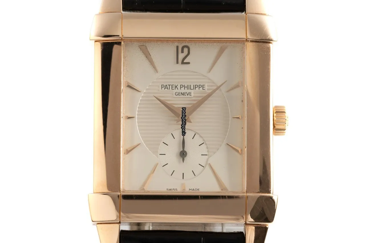 Patek Philippe Gondolo 5111r-001 36x30MM Red Gold Case Manual Winding
