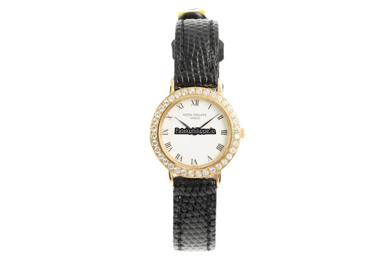 Alternative view of Patek Philippe Calatrava 4820 25.5MM Yellow Gold Case Quartz