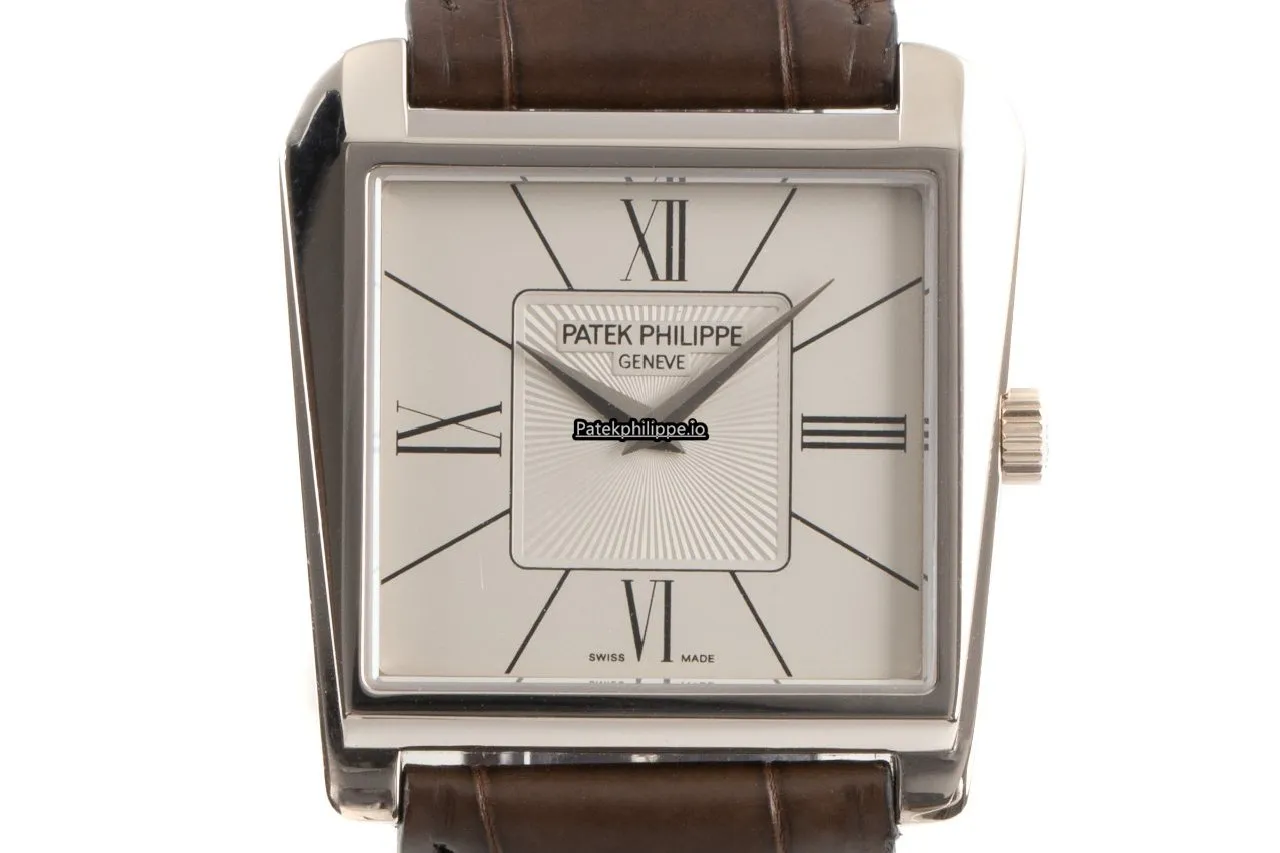 Patek Philippe Gondolo 5489g-001 27.5x32.5MM White Gold Case Manual Winding