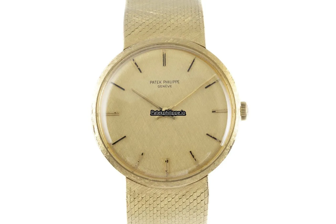 Patek Philippe Calatrava May-68 33MM Yellow Gold Case Manual Winding