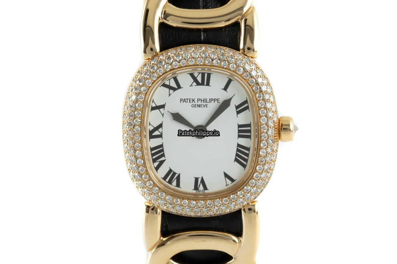 Patek Philippe Golden Ellipse 4831 25.5x22.5MM Yellow Gold Case Quartz