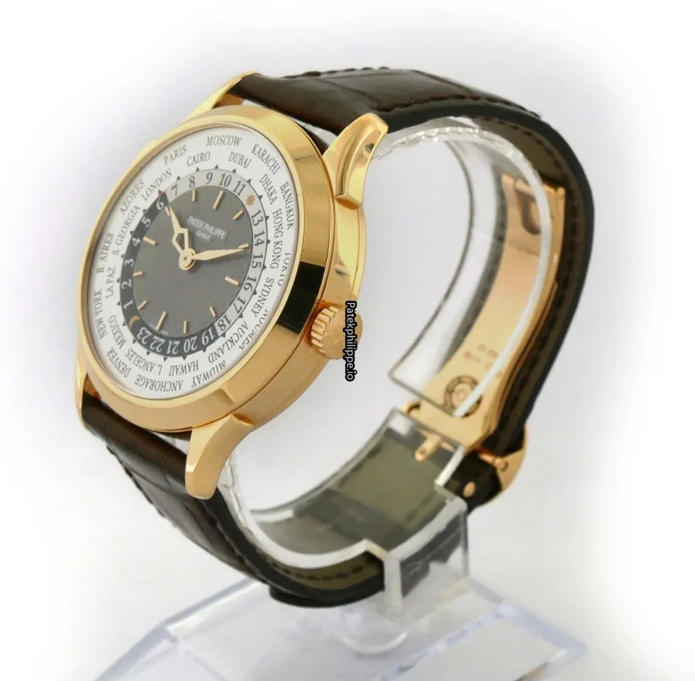 Alternative view of Patek Philippe Complications 5230r-001