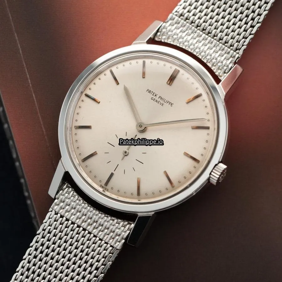 Alternative view of Patek Philippe Calatrava 3466 35MM Steel Case
