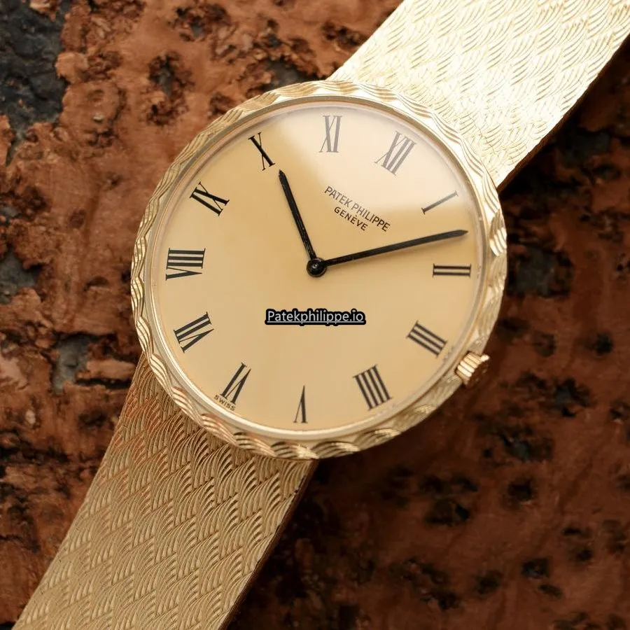 Alternative view of Patek Philippe Calatrava Feb-88 35.5MM Yellow Gold Case Automatic