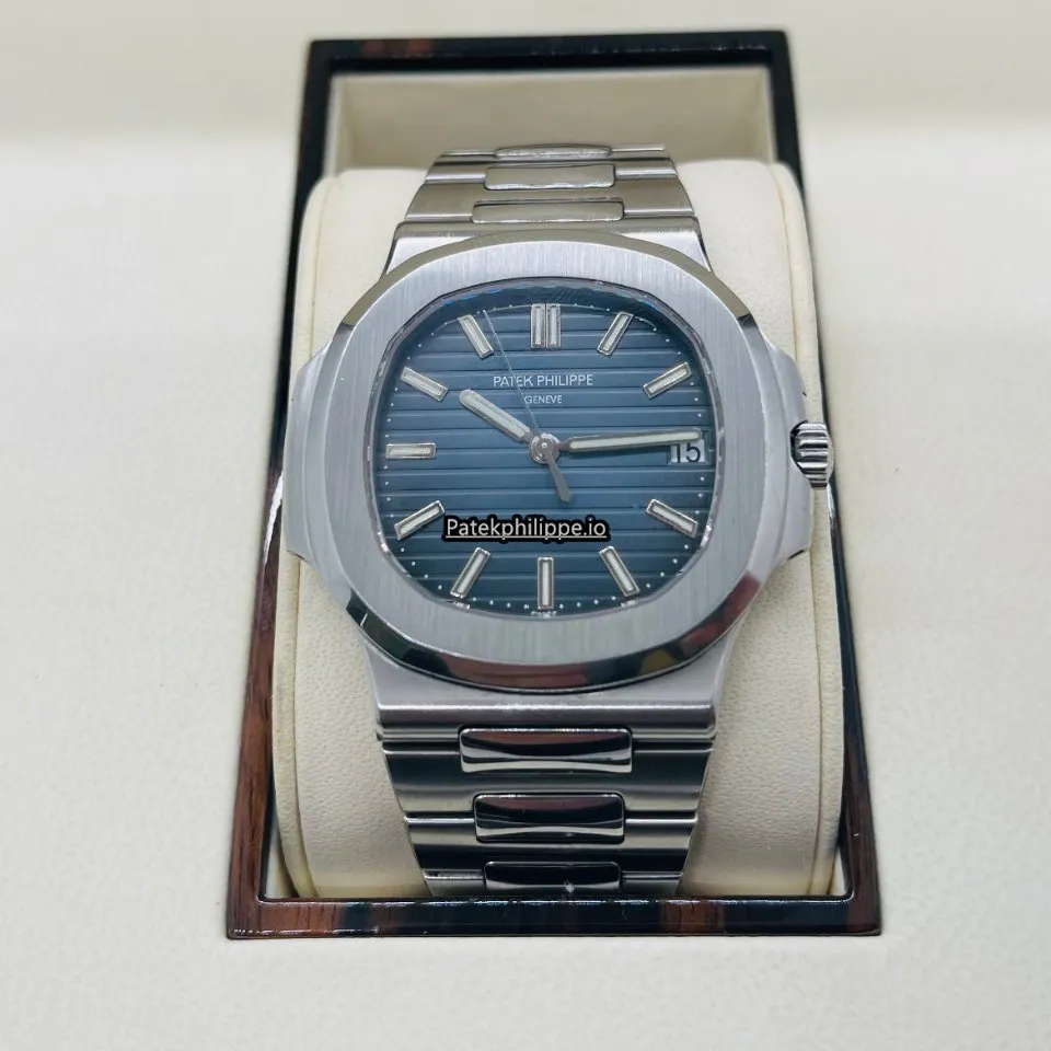 Alternative view of Patek Philippe Nautilus 5711/1a 40x38MM Steel Case Automatic