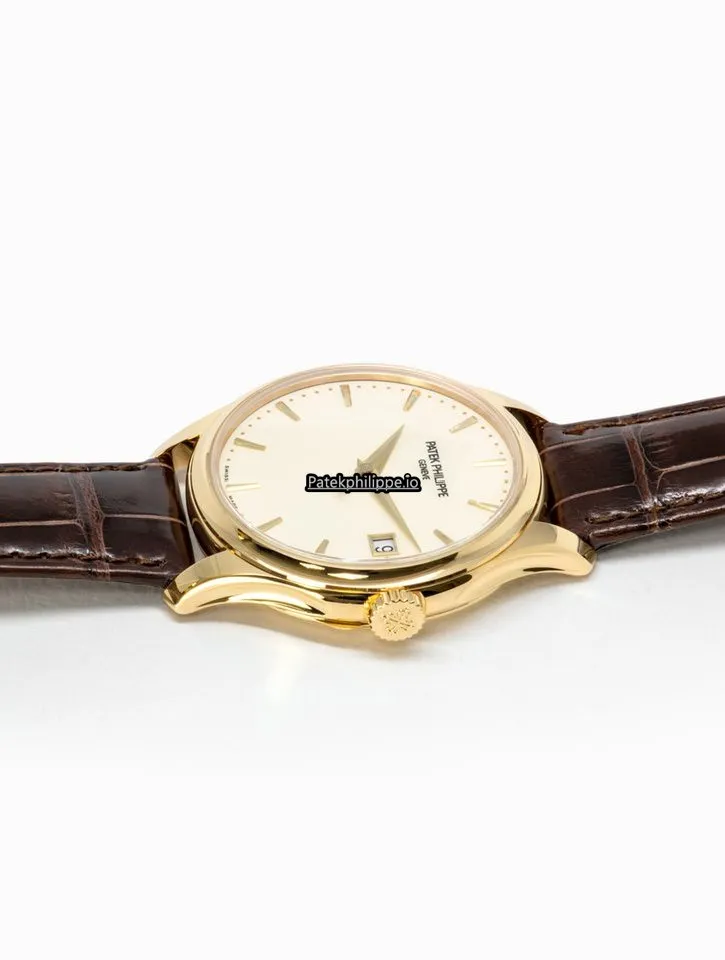Alternative view of Patek Philippe Calatrava 5227j-001 39MM Yellow Gold Case Automatic