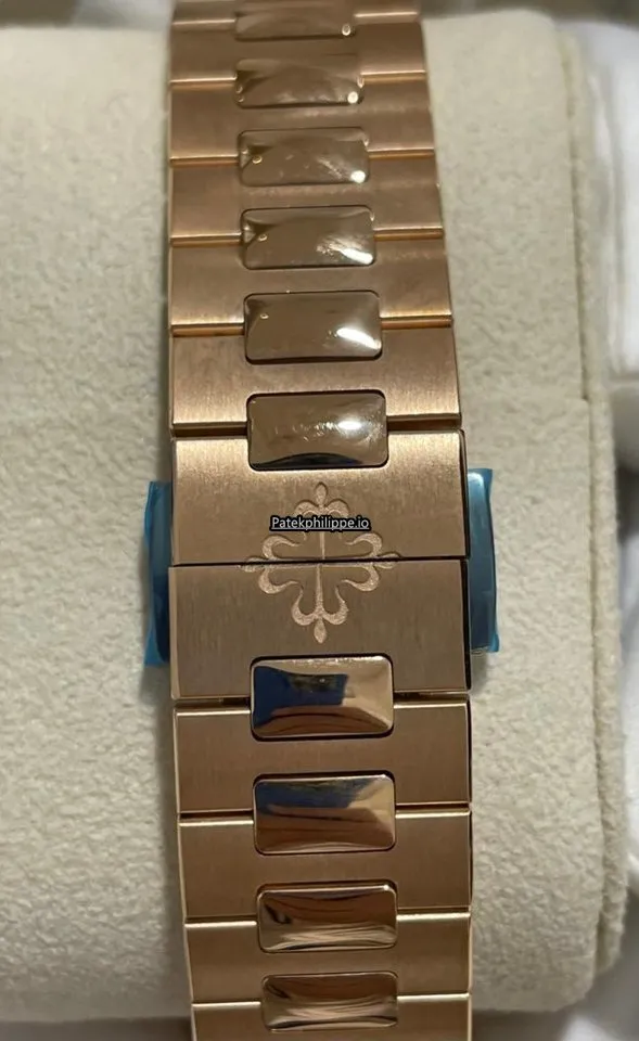 Alternative view of Patek Philippe Nautilus 5980/1r-001 40.5MM Rose Gold Case Automatic
