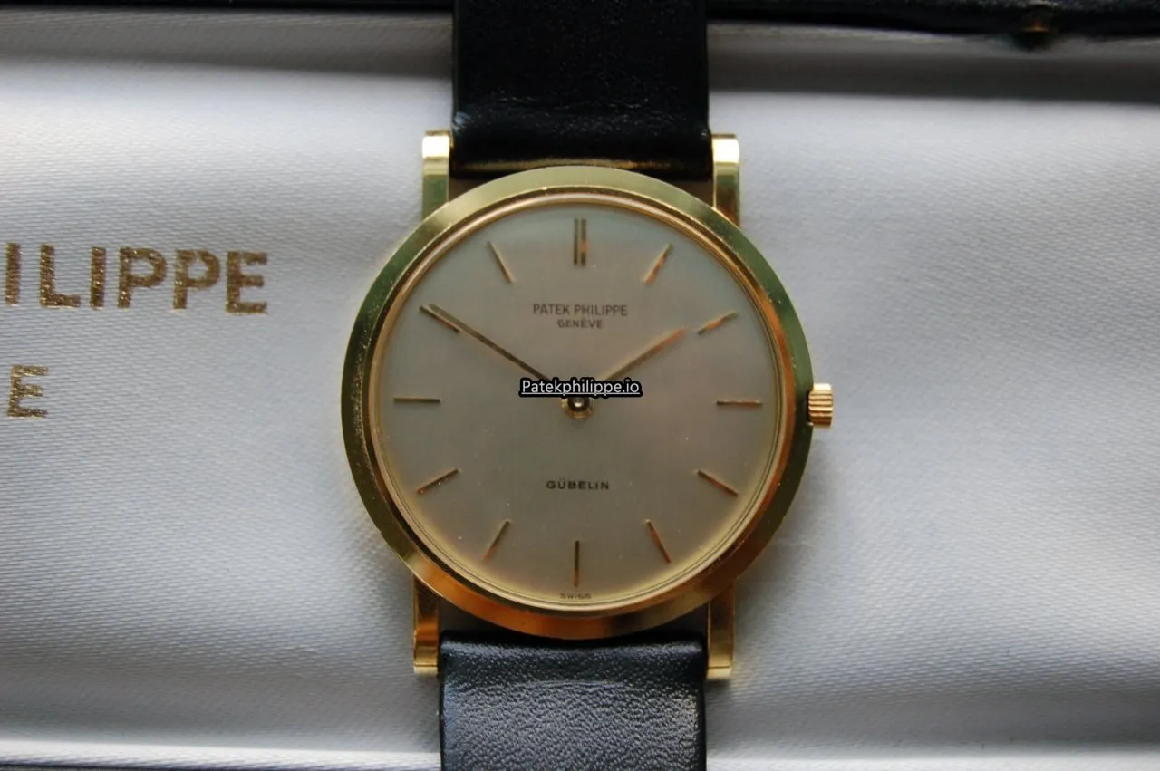 Alternative view of Patek Philippe Calatrava 3520 33x38MM Yellow Gold Case Manual Winding