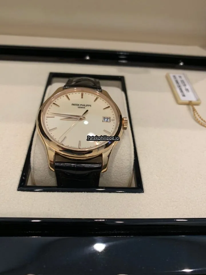 Alternative view of Patek Philippe Calatrava 5227r Rose Gold Case Automatic
