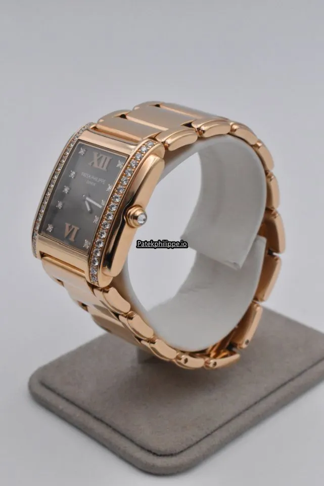 Alternative view of Patek Philippe Twenty-4 4910/11r 25x30MM Rose Gold Case Quartz