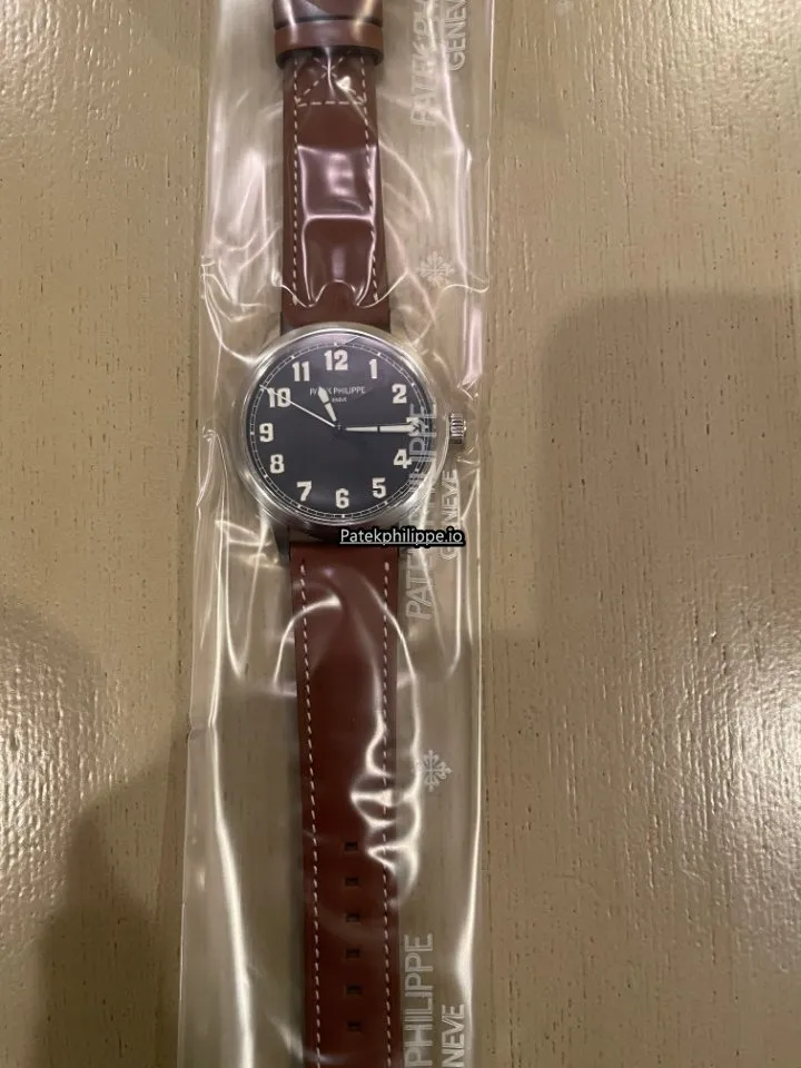 Patek Philippe Calatrava 5522a-001 42MM Steel Case Automatic