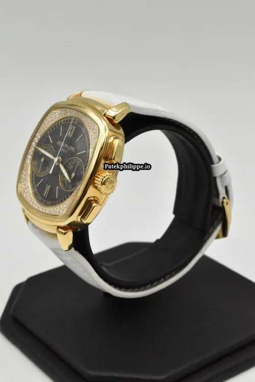 Alternative view of Patek Philippe Chronograph 7071r-010 39x35MM Rose Gold Case Manual Winding