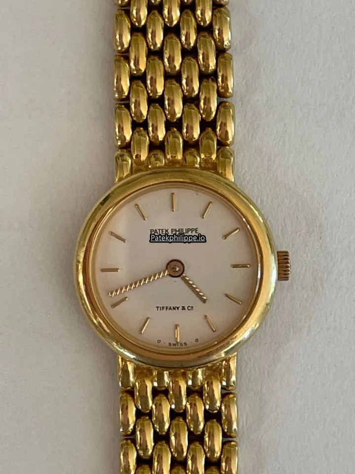 Patek Philippe Pagoda 2849003 20MM Yellow Gold Case Quartz