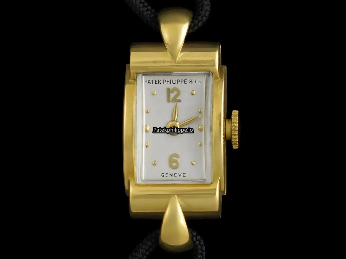 Alternative view of Patek Philippe Vintage 7962 13x33MM Yellow Gold Case Manual Winding