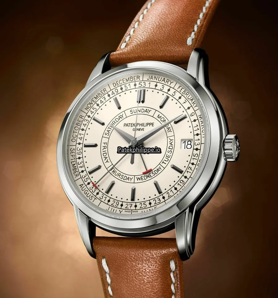 Alternative view of Patek Philippe Calatrava 5212a-001 40MM Steel Case Automatic