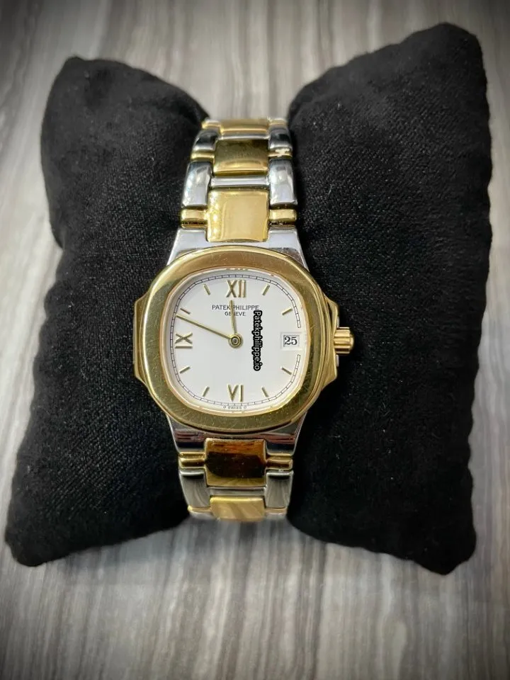 Patek Philippe Nautilus 4700 27x29MM Gold/steel Case Quartz