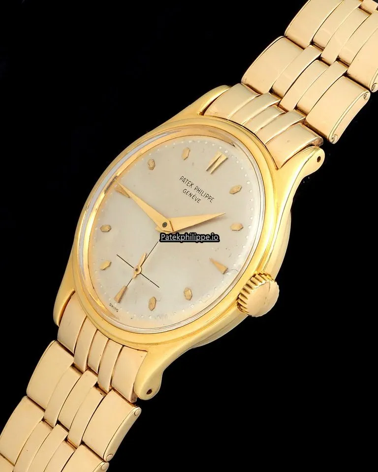 Alternative view of Patek Philippe Calatrava 2509 35MM Yellow Gold Case Manual Winding