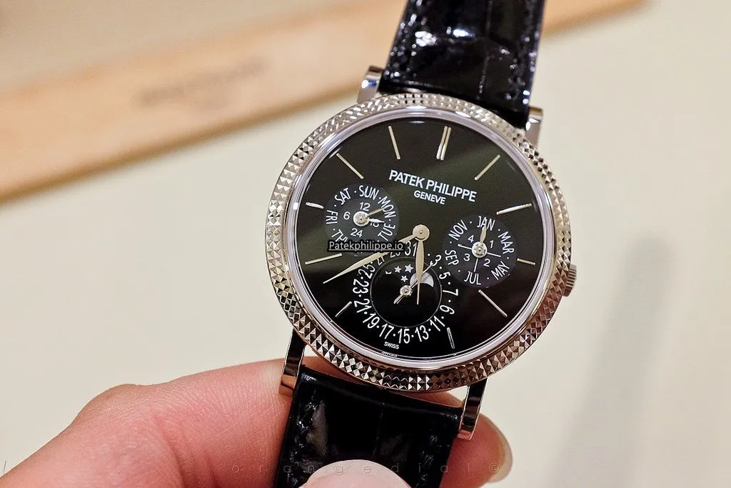 Alternative view of Patek Philippe Perpetual Calendar 5139g-010 38MM White Gold Case Automatic
