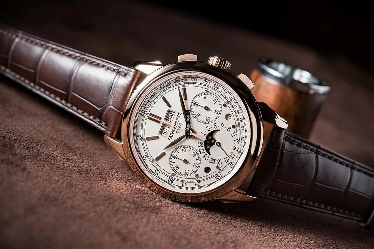 Alternative view of Patek Philippe Perpetual Calendar 5270r-001 41MM Rose Gold Case Manual Winding