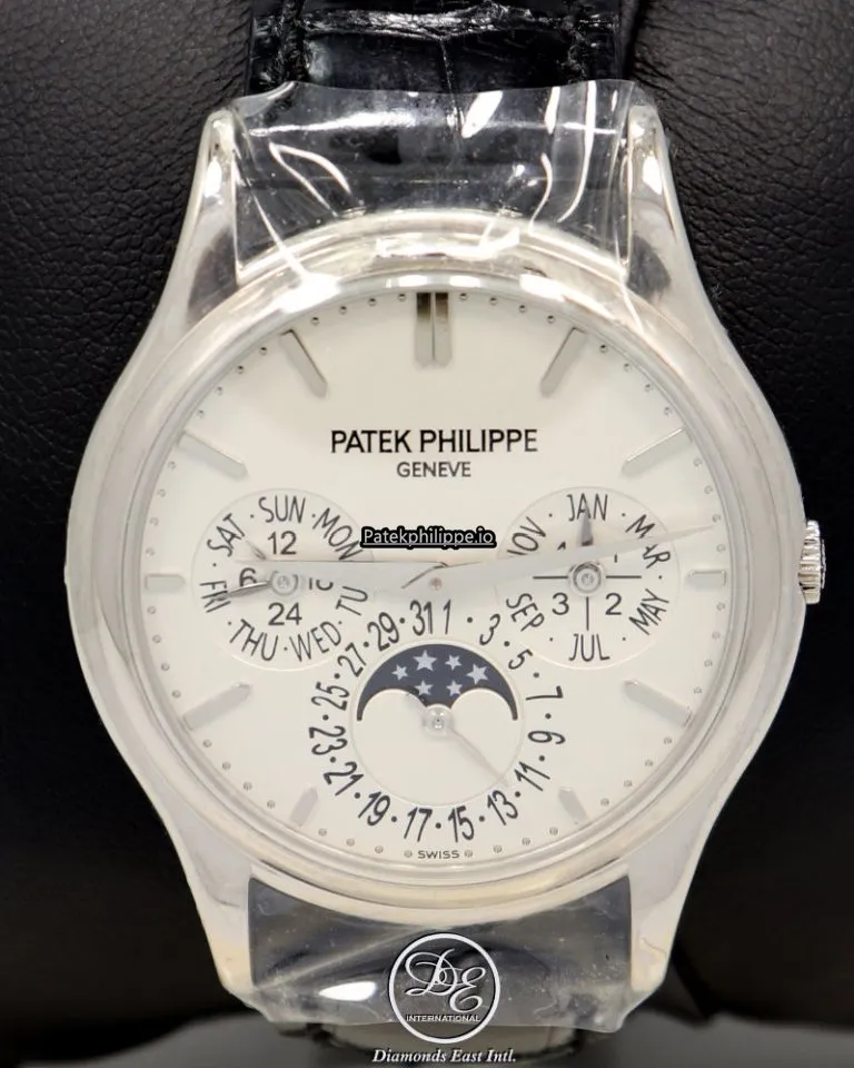 Patek Philippe Perpetual Calendar 5140g-001 37.2MM White Gold Case Automatic