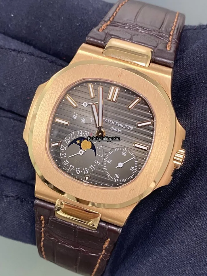 Alternative view of Patek Philippe Nautilus 5712r-001 40x38MM Rose Gold Case Automatic