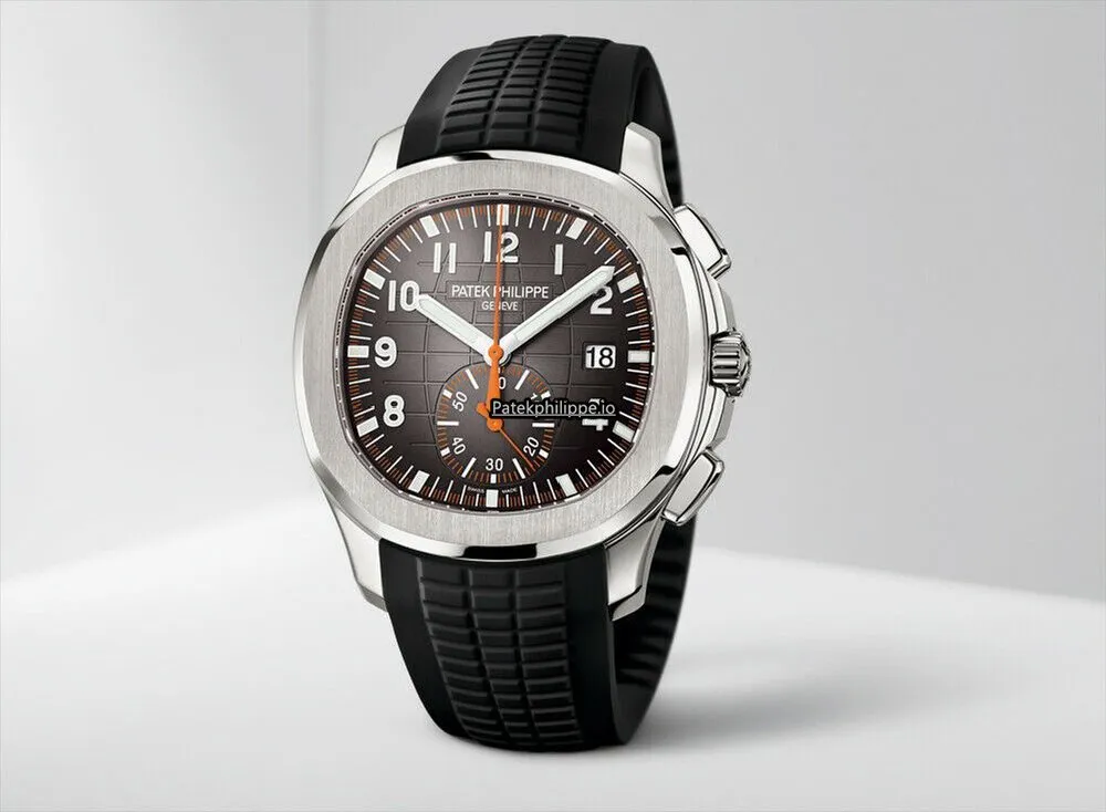 Patek Philippe Aquanaut 5968a-001 42.2MM Steel Case Automatic