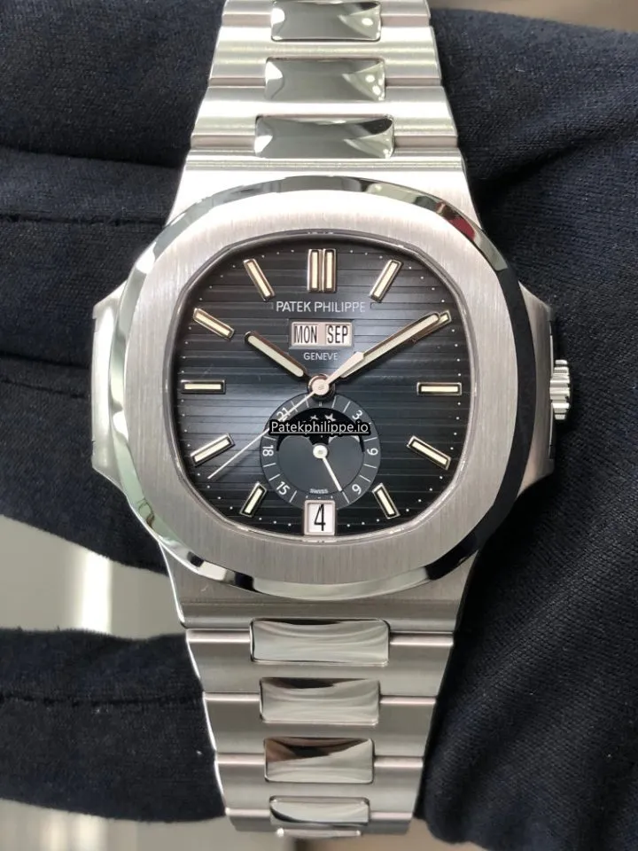 Alternative view of Patek Philippe Nautilus 5726/1a-014 40.5MM Steel Case Automatic