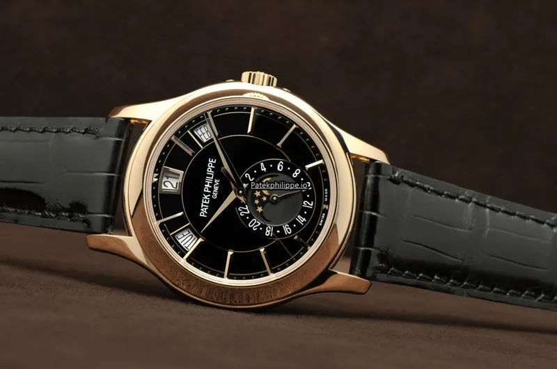 Alternative view of Patek Philippe Annual Calendar 5205r-010 40MM Rose Gold Case Automatic