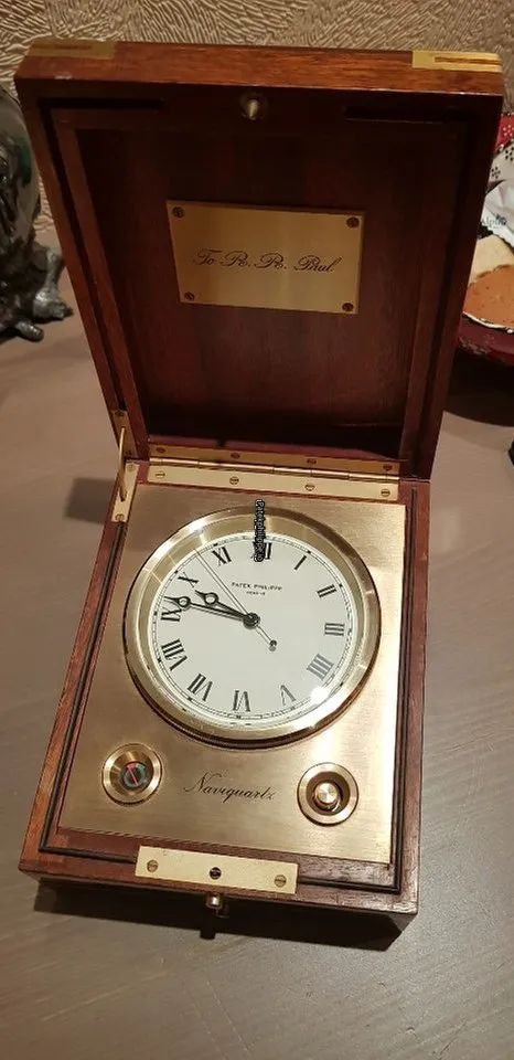 Alternative view of Patek Philippe Quartz