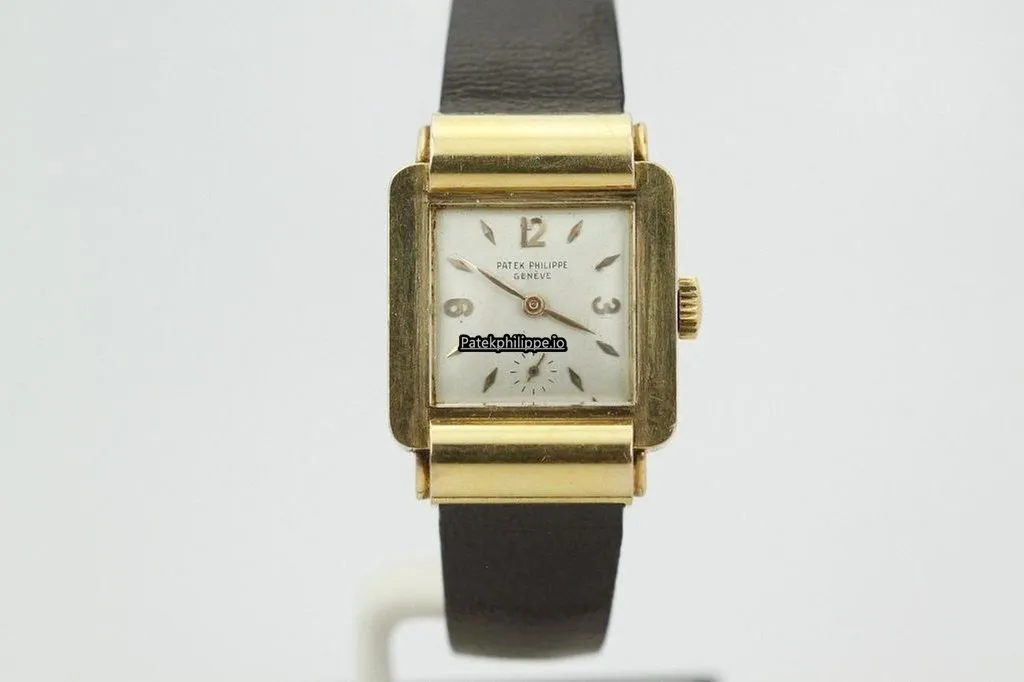 Patek Philippe Vintage 2473 26MM Yellow Gold Case Manual Winding