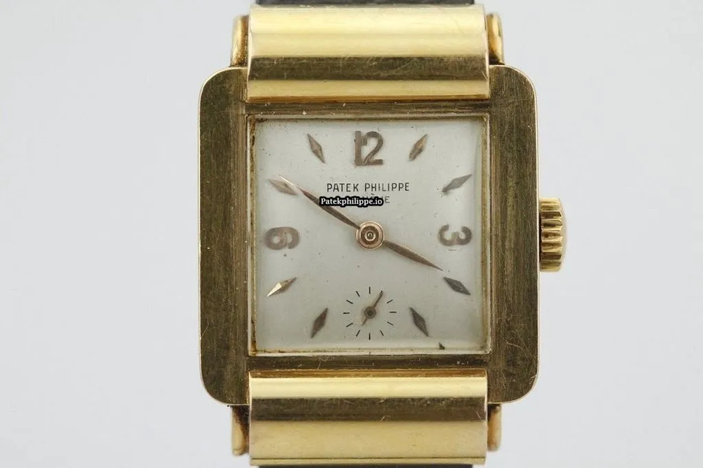 Alternative view of Patek Philippe Vintage 2473 26MM Yellow Gold Case Manual Winding