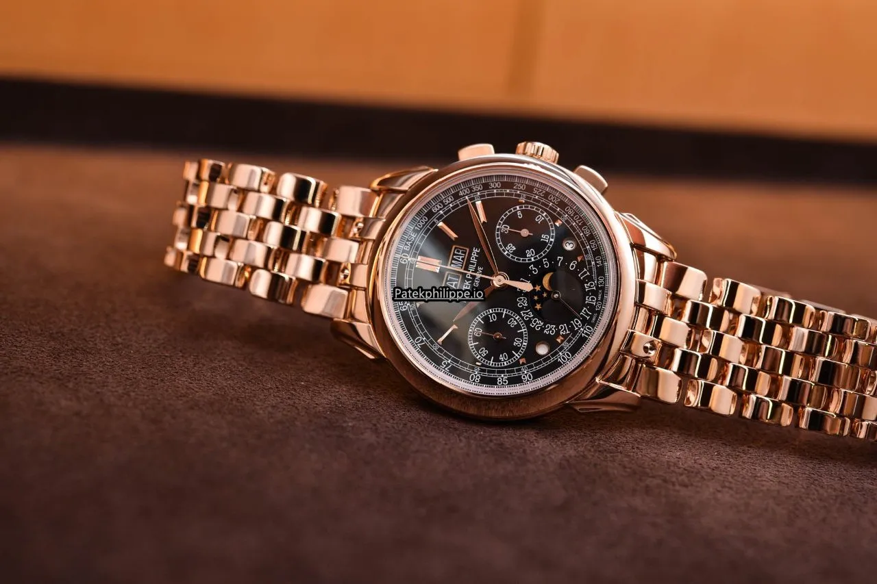 Alternative view of Patek Philippe Perpetual Calendar 5270r.1r 41MM Rose Gold Case Manual Winding