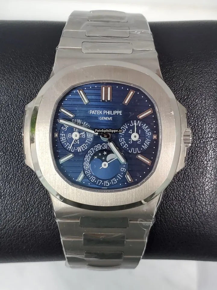 Alternative view of Patek Philippe Nautilus 5740/1g-001 40MM White Gold Case Automatic