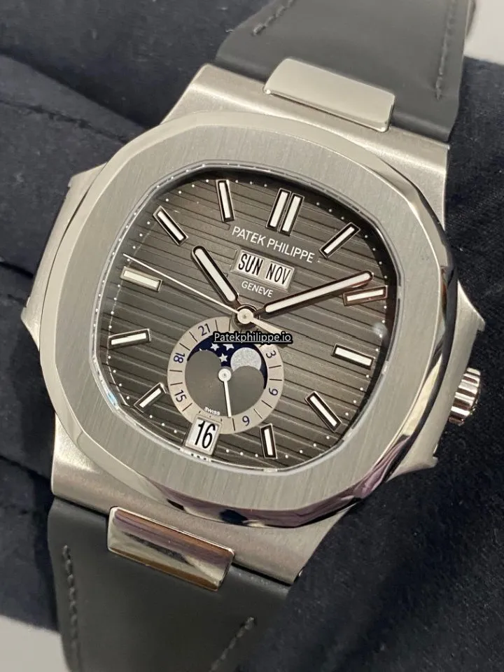 Patek Philippe Nautilus 5726a-001 40.5MM Steel Case Automatic
